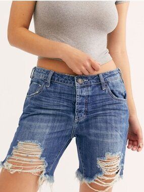 ONE TEASPOON Rodeo Blue Stevies distressed shorts